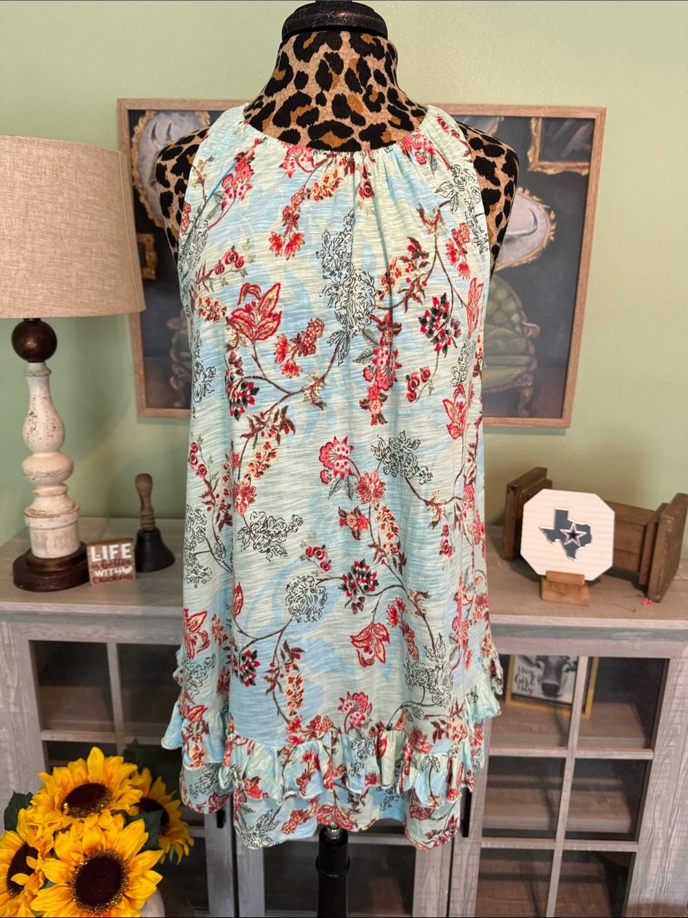Cupio Floral and Mint Halter Type Top with Ruffle Sz XL - Picture 1 of 6